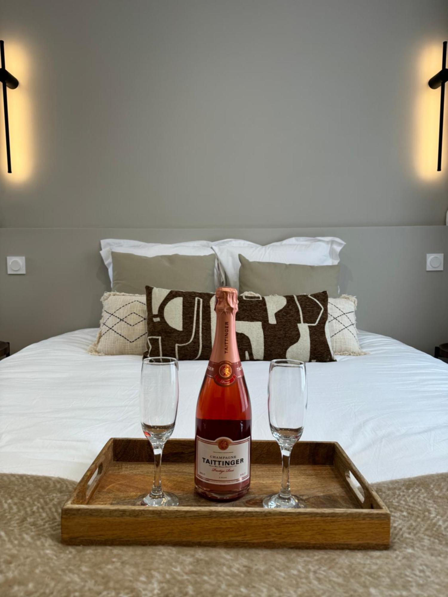 Apartament Le Cheval Gris - Parvis Cathedrale - Hyper Centre Chartres Zewnętrze zdjęcie