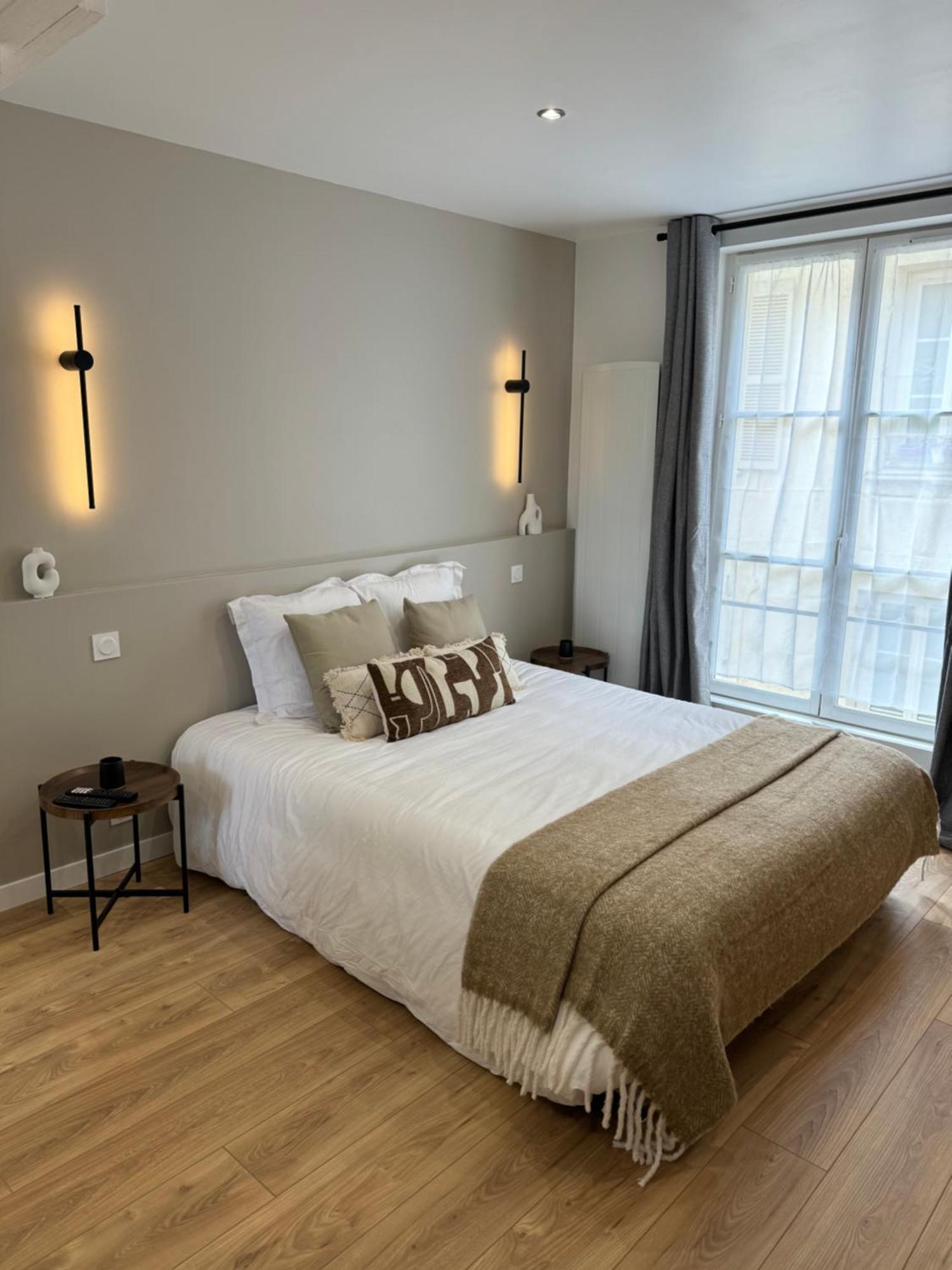 Apartament Le Cheval Gris - Parvis Cathedrale - Hyper Centre Chartres Zewnętrze zdjęcie